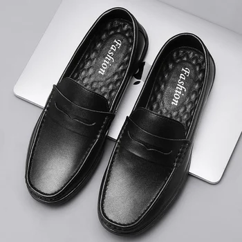 Deri Erkek rahat ayakkabılar 2022 İlkbahar Sonbahar Vintage Erkek Loafer'lar Moda Flats Slip-On Yumuşak Erkek sürüş ayakkabısı Zapatillas Hombre