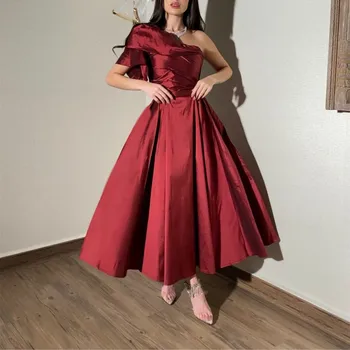 Vintage Kısa Kırmızı Tafta Abiye فساتين السهرة A-Line Bir Omuz Pileli Balo Elbise Robe de soirée Kadınlar için