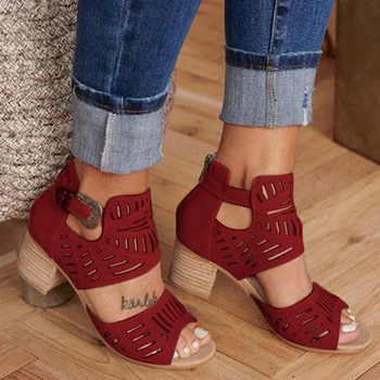 Vintage Hollow Out Sandalet Orta Topuk Yaz Slip-on Toka Bayanlar Ayakkabı Yapay Burnu açık Rahat Düğün Pompaları Kadın Sandalias