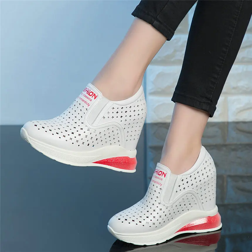 Yeni Kadın Takozlar Yüksek Topuk Platformu Pompaları Ayakkabı Kadın Yuvarlak Ayak Yaz Moda Gerçek Deri Spor Ayakkabı Nefes Rahat Ayakkabı