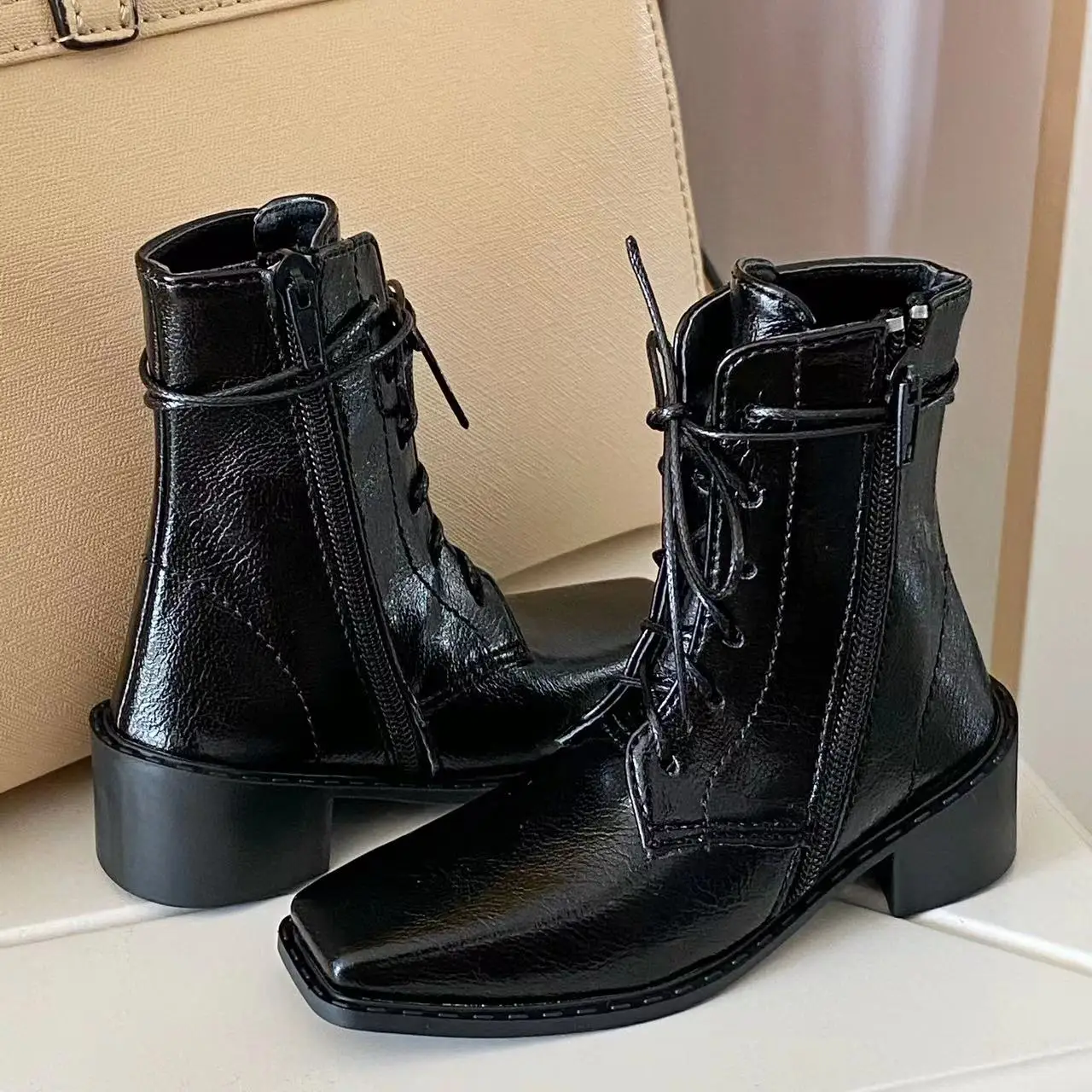 BJD bebek ayakkabıları için uygundur 1/3 Amca SSDF moda topuk kare çizmeler klasik kısa kollu kırmızımsı kahverengi siyah erkekler