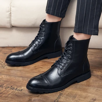 Marka erkek Botları Rahat Patent Deri İş Oxfords Erkekler Resmi Elbise Ayakkabı Dantel-UP Ofis Düğün Ayakkabı Adam Artı Boyutu 38-48